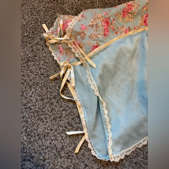 Victoria’s Secret Vintage Silk and Cotton Set - Picture 8 of 8